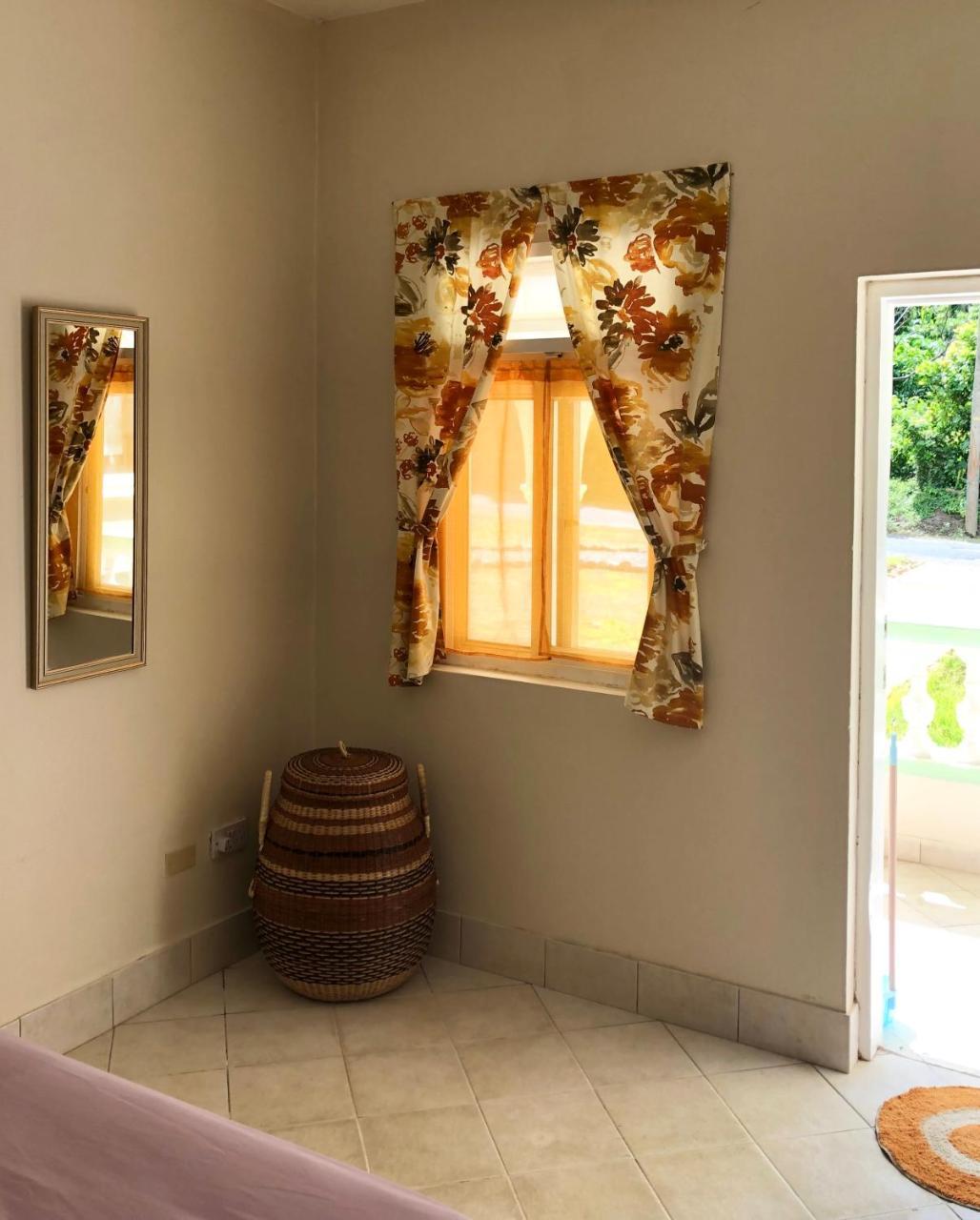 Soufriere Guesthouse Dış mekan fotoğraf